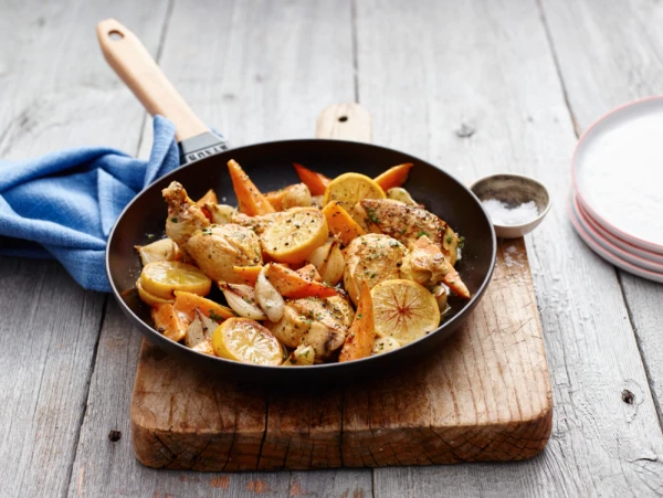 Staub Bratpfanne Aus Gusseisen Mit Holzgriff 19,4 Cm / 26 Cm - Image 3