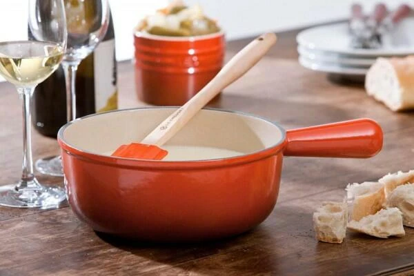 Le Creuset Caquelon Aus Gusseisen In Kirschrot 18 Cm / Ca. 1,4 Liter - Image 2