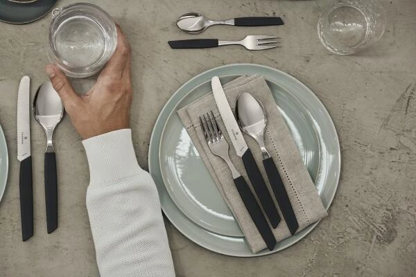 Victorinox Swiss Modern Tomaten- Und Tafelmesser, Schwarz - Image 2